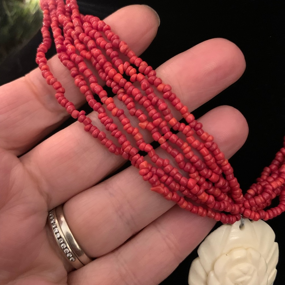 Vintage NEW Catherine Stein Coral Necklace - Picture 4 of 14